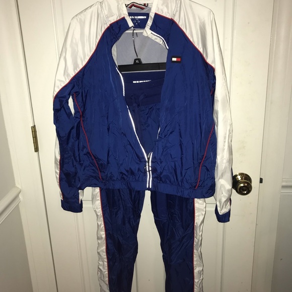 Vintage Tommy Hilfiger tracksuit - Picture 4 of 7